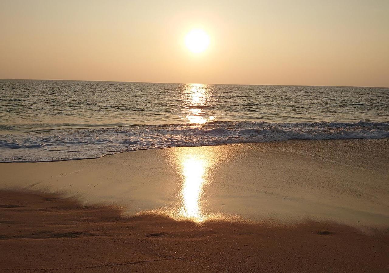 Sea Breeze Ambalangoda Ambalangoda  Luaran gambar