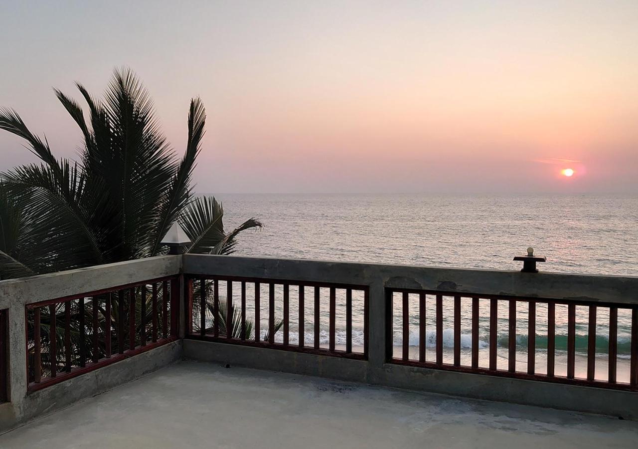 Sea Breeze Ambalangoda Ambalangoda  Luaran gambar